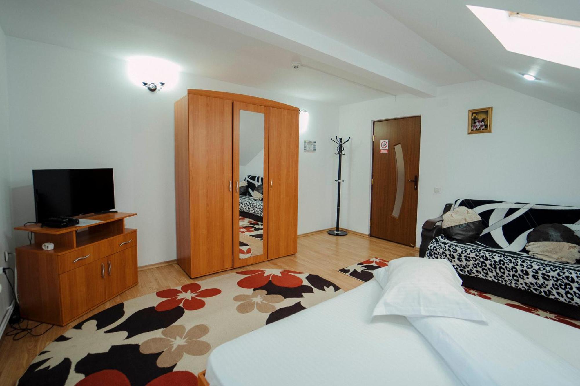 Casa Miruna ปอยอานาเนกรี ภายนอก รูปภาพ